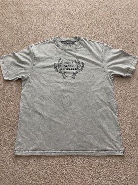 May I Stand Unshaken Antler Graphic Short-Sleeve Tee - Gray